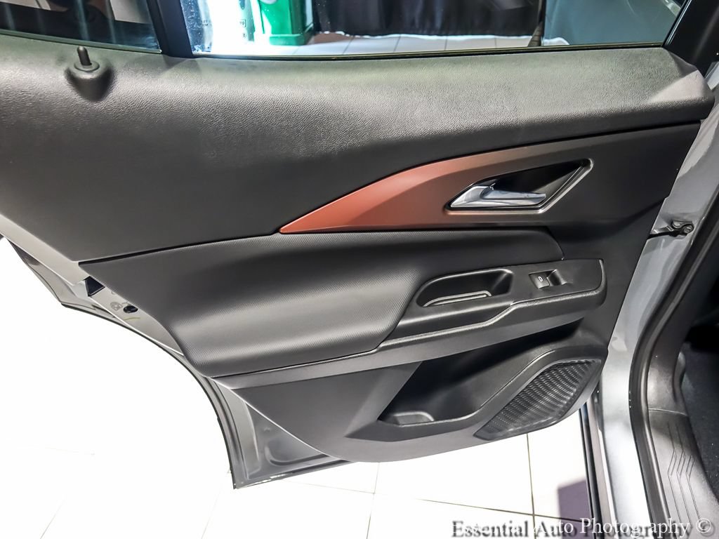 Used 2026 Chevrolet Equinox EV RS w/ LPO, All-Weather Mat Package FWD image 27
