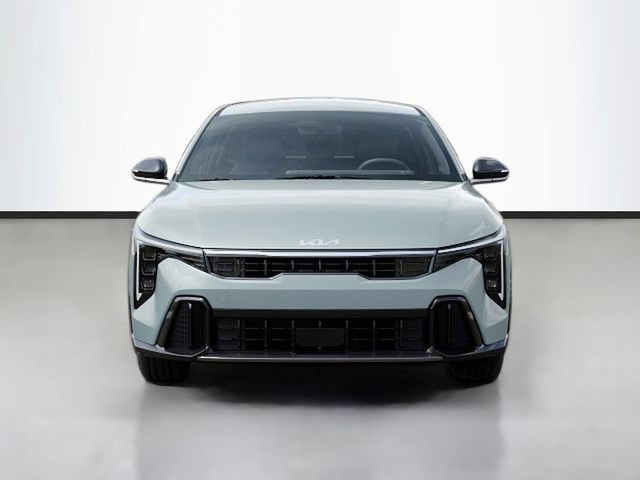 New 2026 Kia K4 GT-Line FWD video 2