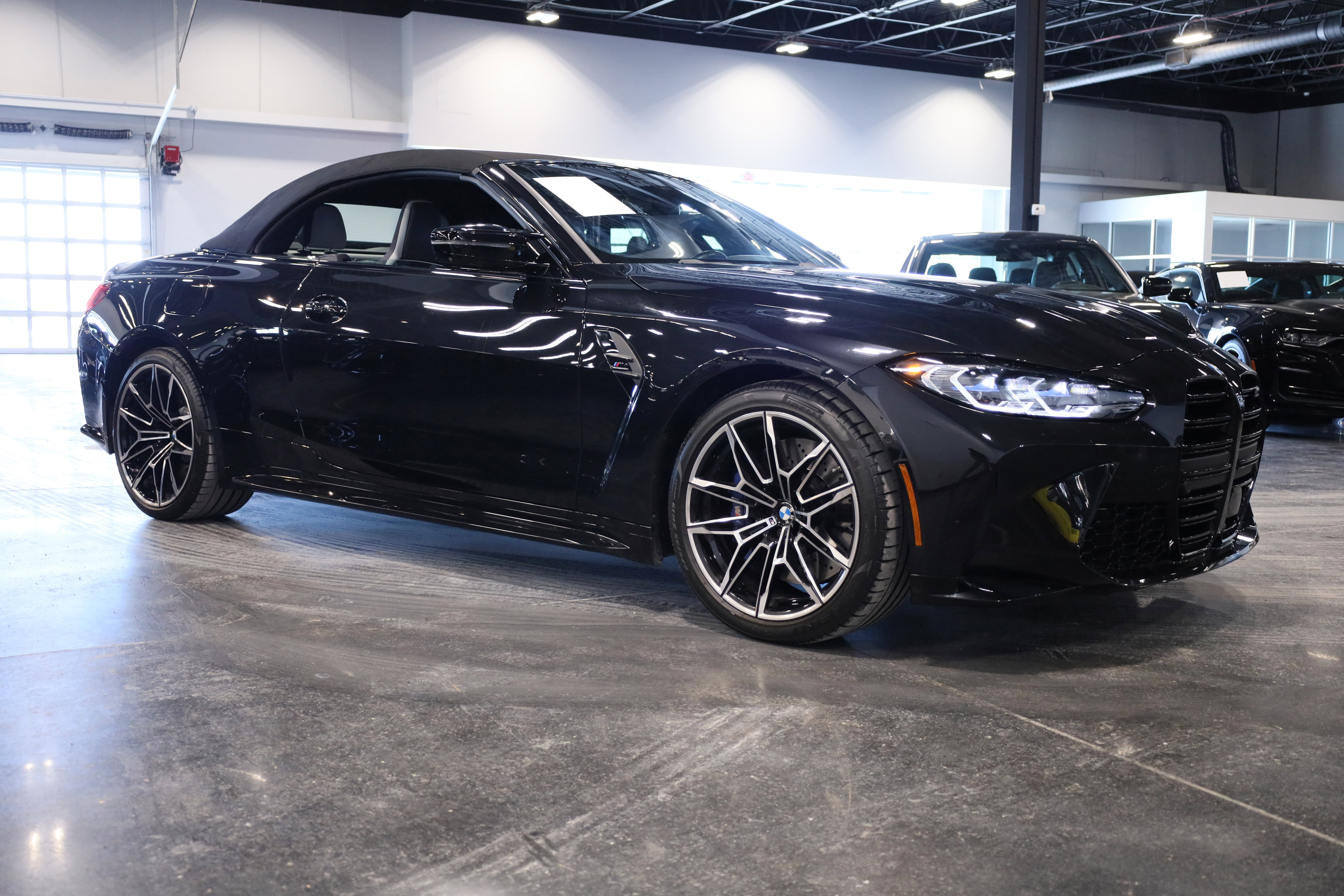 Used 2022 BMW M4 xDrive Competition image 2