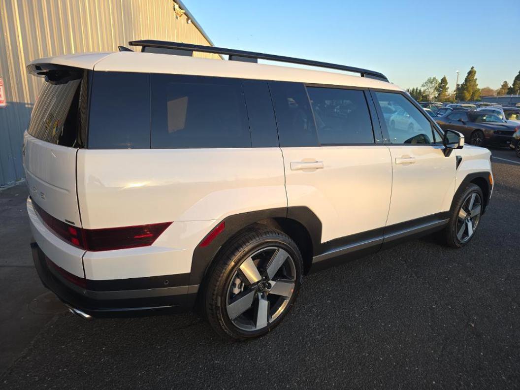 Used 2026 Hyundai Santa Fe Limited image 4