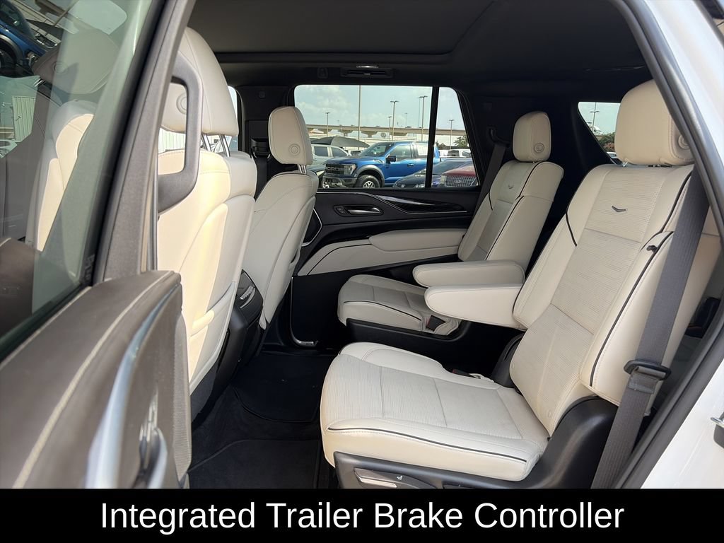 Used 2023 Cadillac Escalade Sport w/ Touring Package AWD/4WD image 33