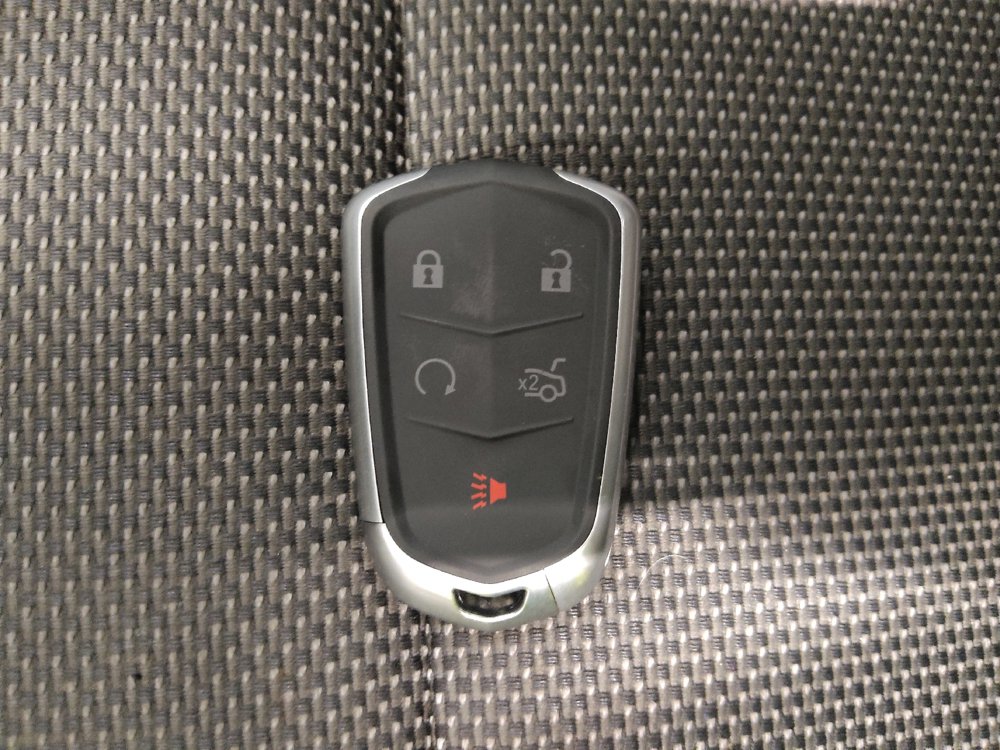 Used 2021 Chevrolet Traverse LS FWD image 32