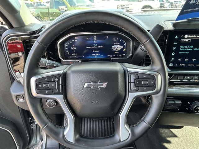 Used 2026 Chevrolet Silverado 1500 RST AWD/4WD image 34
