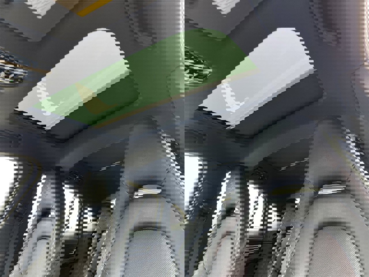 Used 2022 Porsche Panamera Platinum Edition image 12