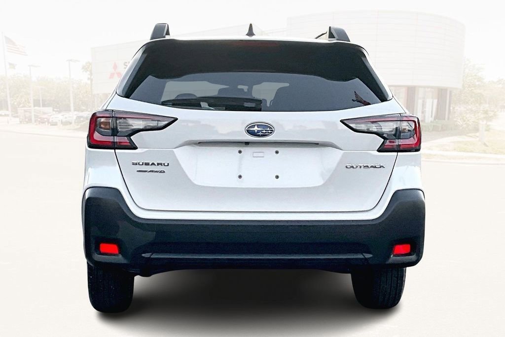 Used 2024 Subaru Outback Premium image 5