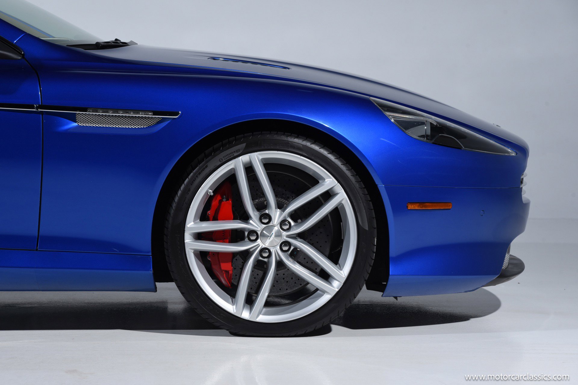 Used 2014 Aston Martin DB9 Volante image 24