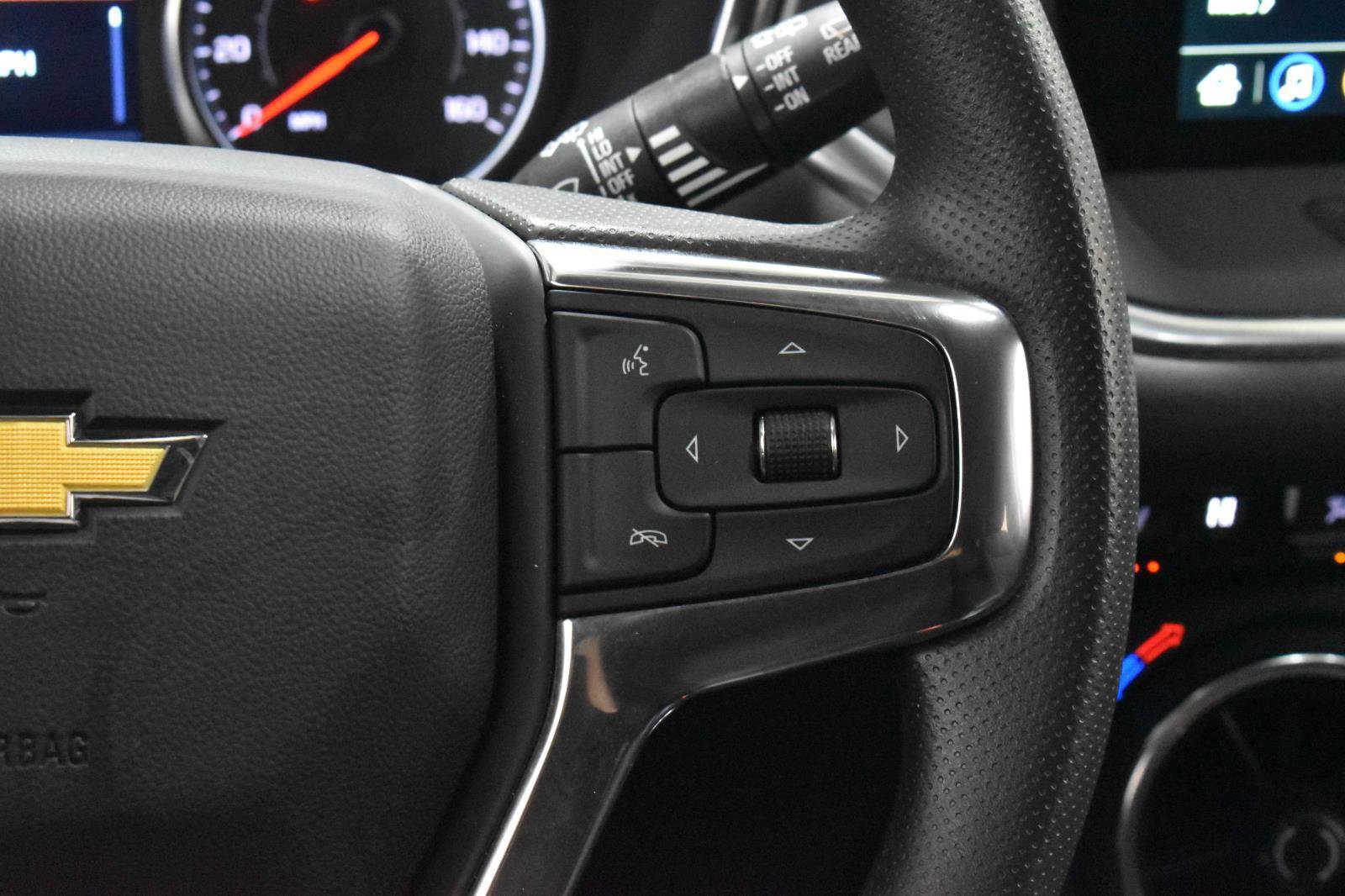 Used 2024 Chevrolet Blazer LT w/ Convenience Package FWD image 12
