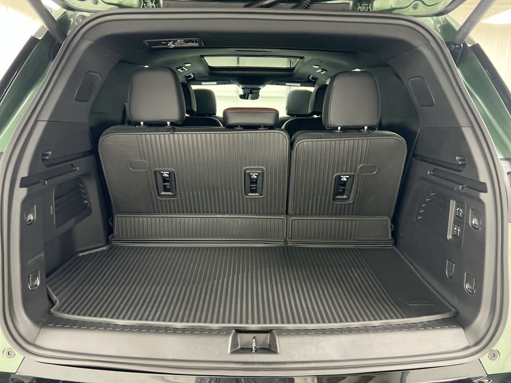 New 2027 Chevrolet Traverse RS w/ LPO, Floor Liner Package AWD/4WD image 26