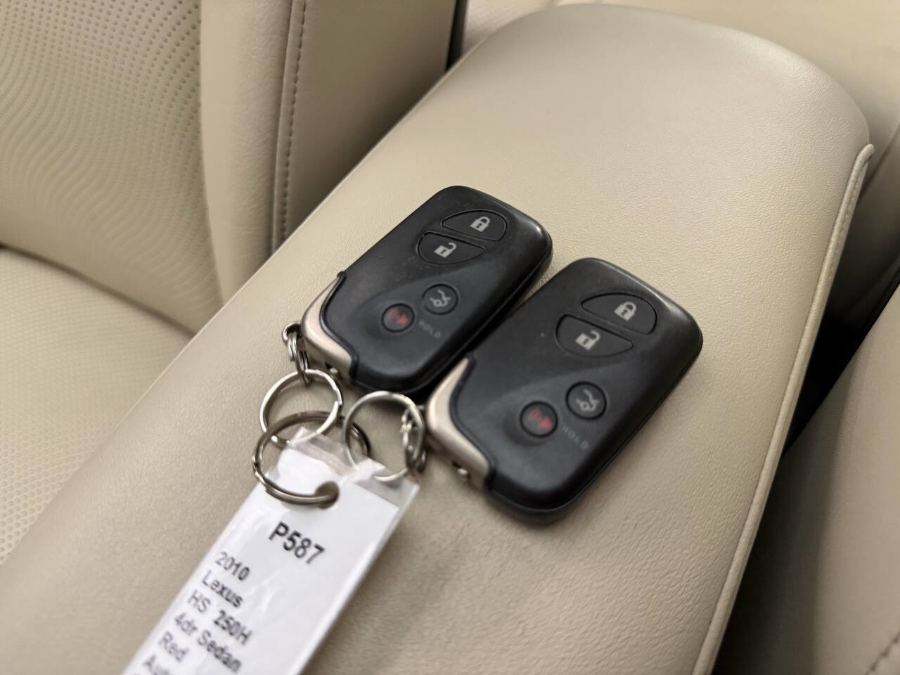 Used 2010 Lexus HS 250h image 15