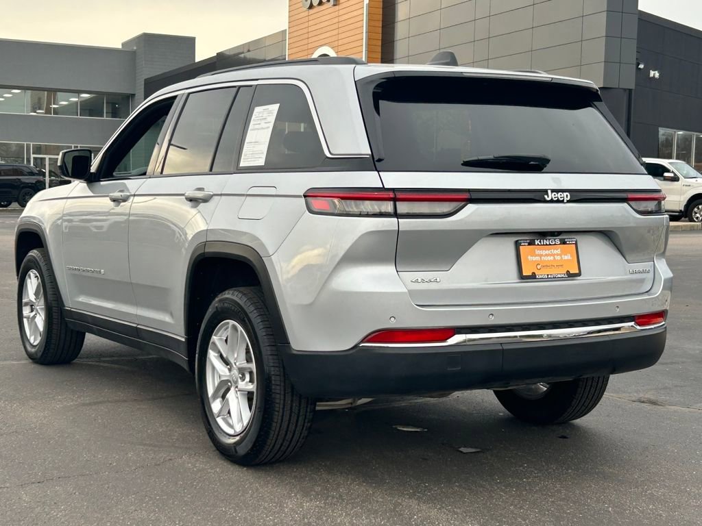 Used 2024 Jeep Grand Cherokee Laredo X image 5