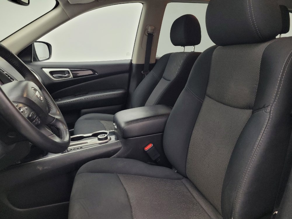 Used 2018 Nissan Pathfinder SV AWD/4WD image 17
