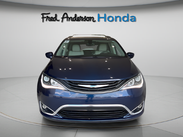 Used 2018 Chrysler Pacifica Touring Plus FWD image 3