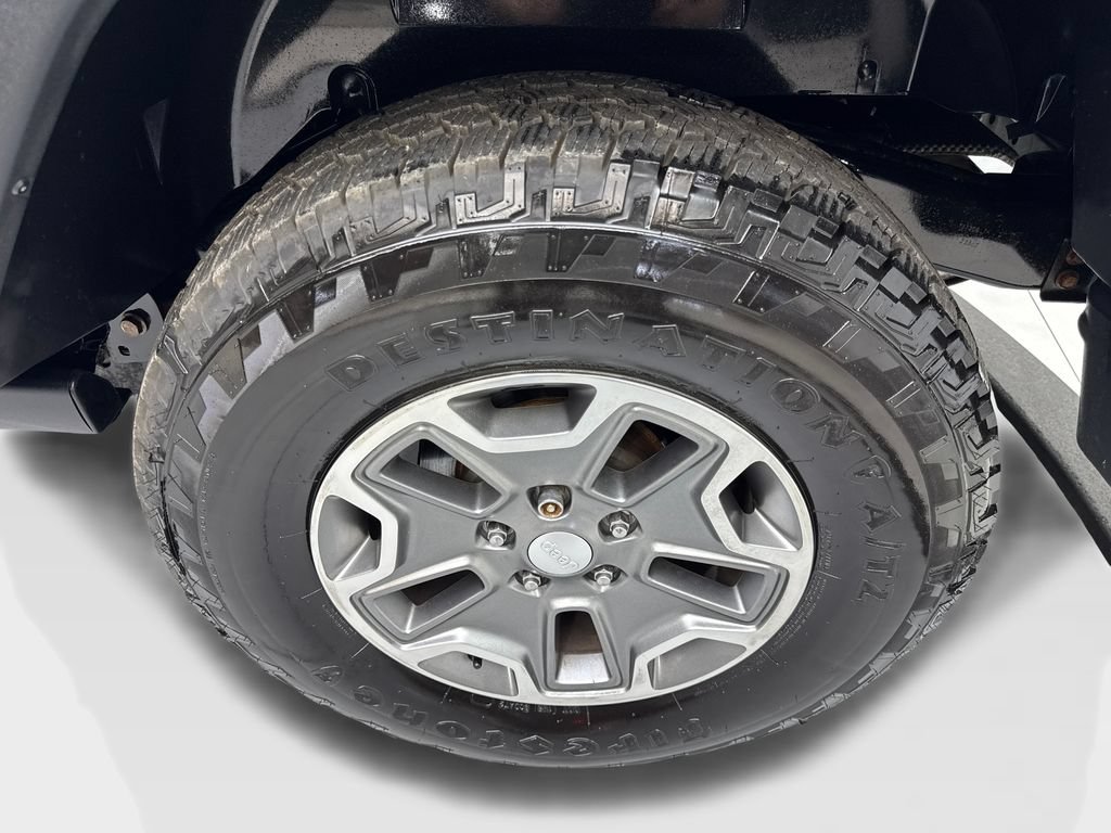 Used 2014 Jeep Wrangler Rubicon w/ Power Convenience Group AWD/4WD image 71