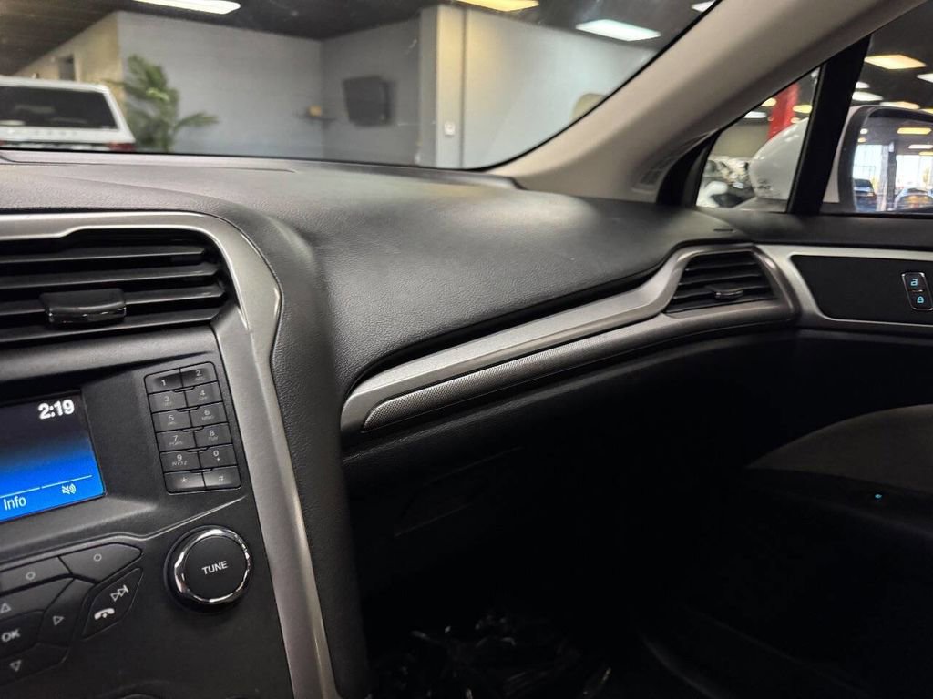 Used 2019 Ford Fusion S image 27
