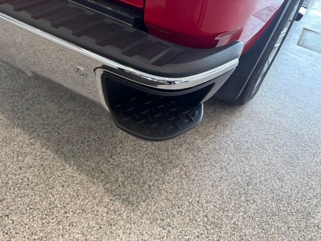 Used 2018 GMC Sierra 1500 SLT AWD/4WD image 9
