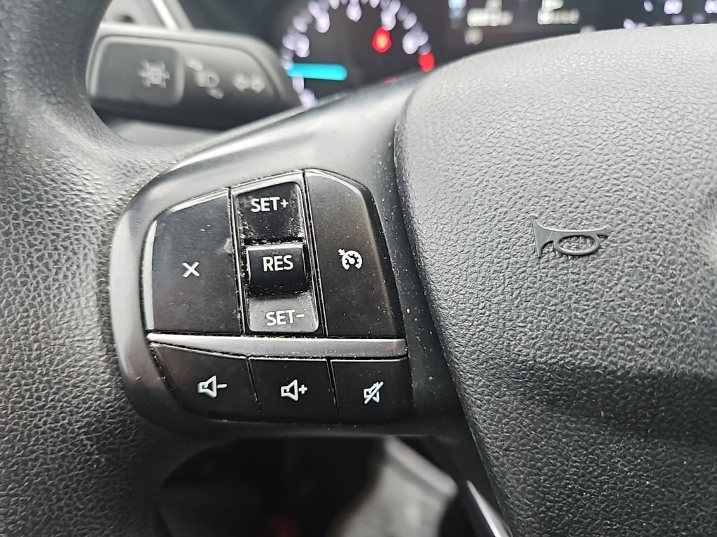 Used 2021 Ford Escape SE image 11