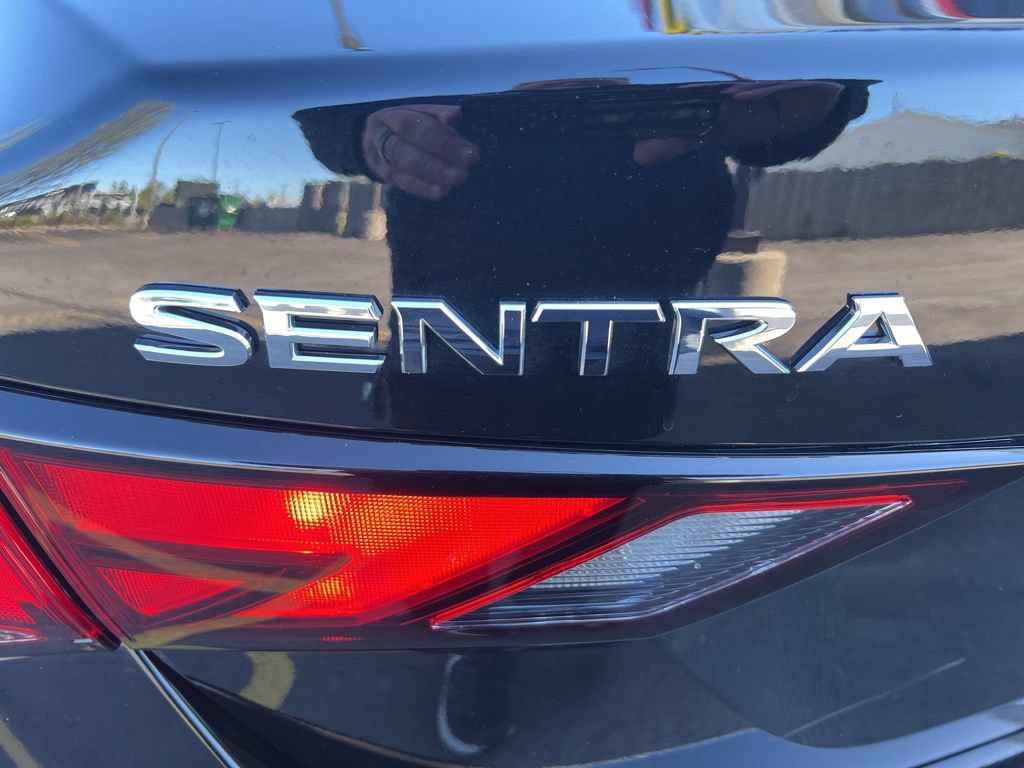 Certified 2023 Nissan Sentra S FWD image 28