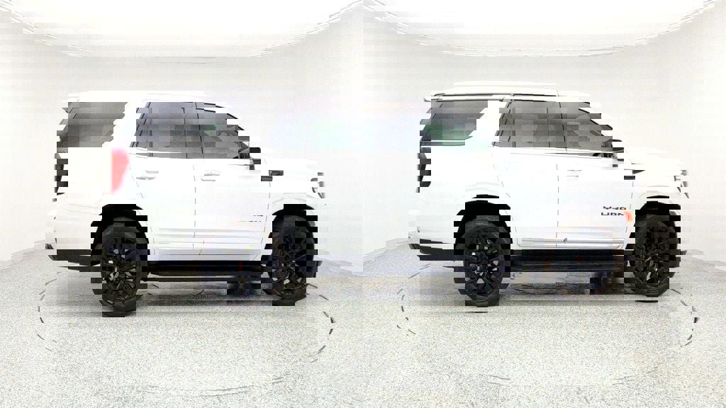 Used 2023 GMC Yukon SLT image 4