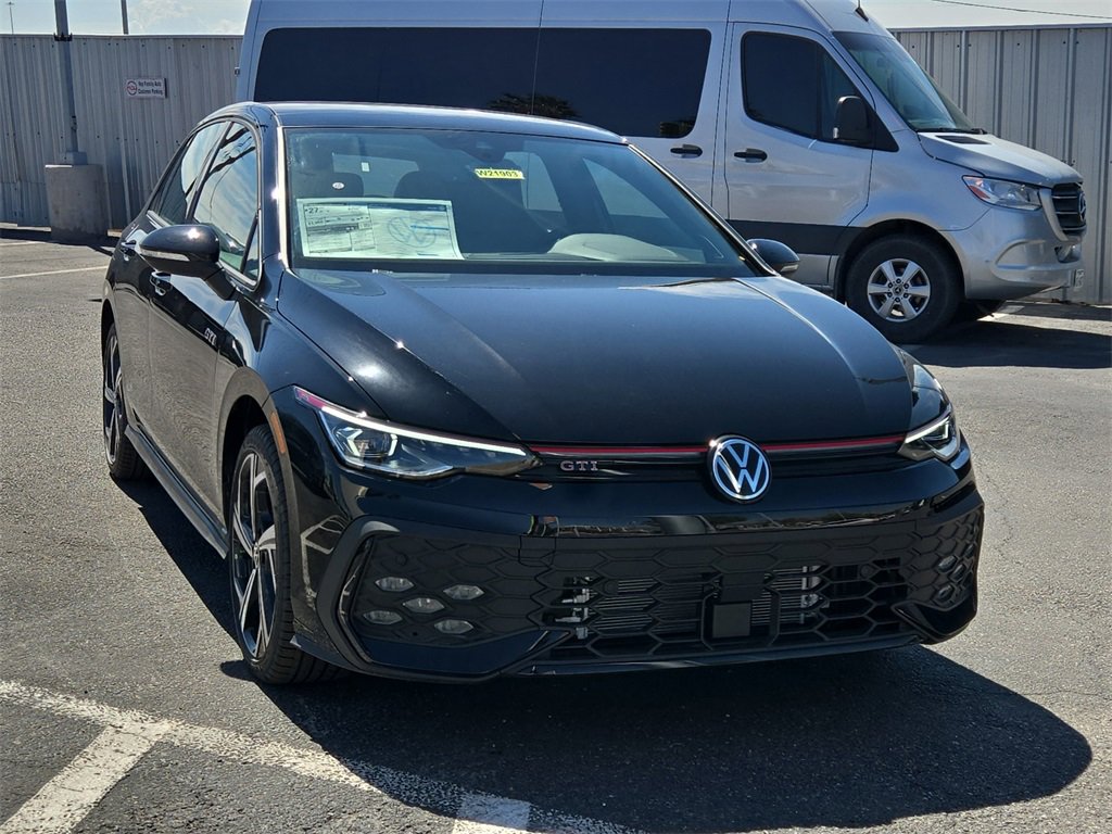 New 2025 Volkswagen GTI SE image 2