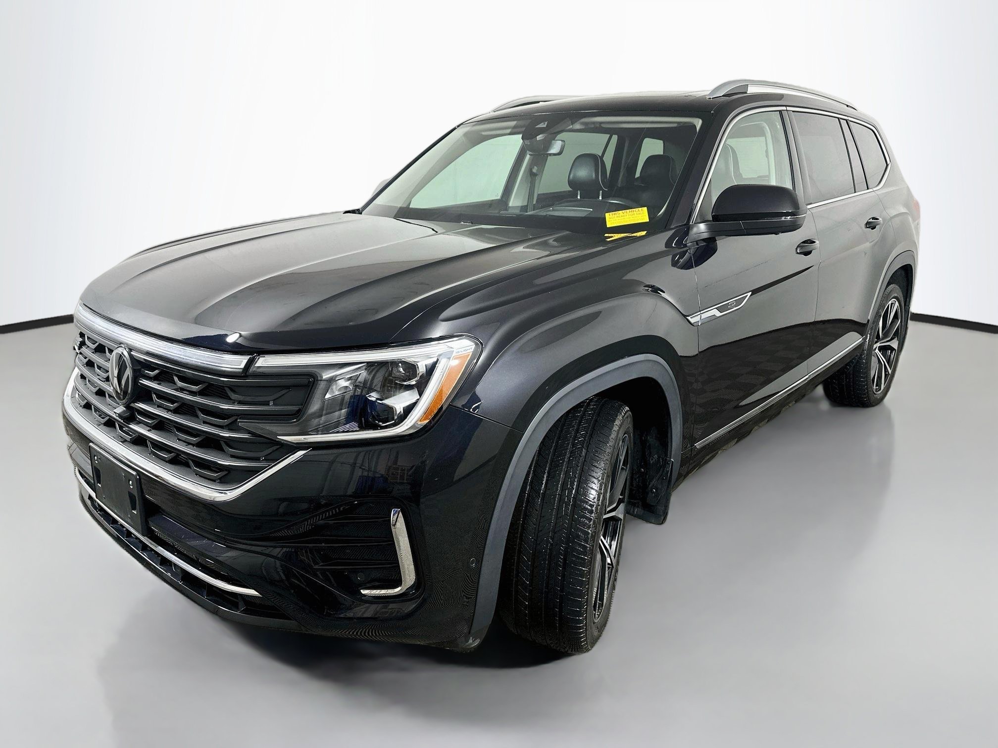 Used 2024 Volkswagen Atlas SEL Premium R-Line AWD/4WD image 3