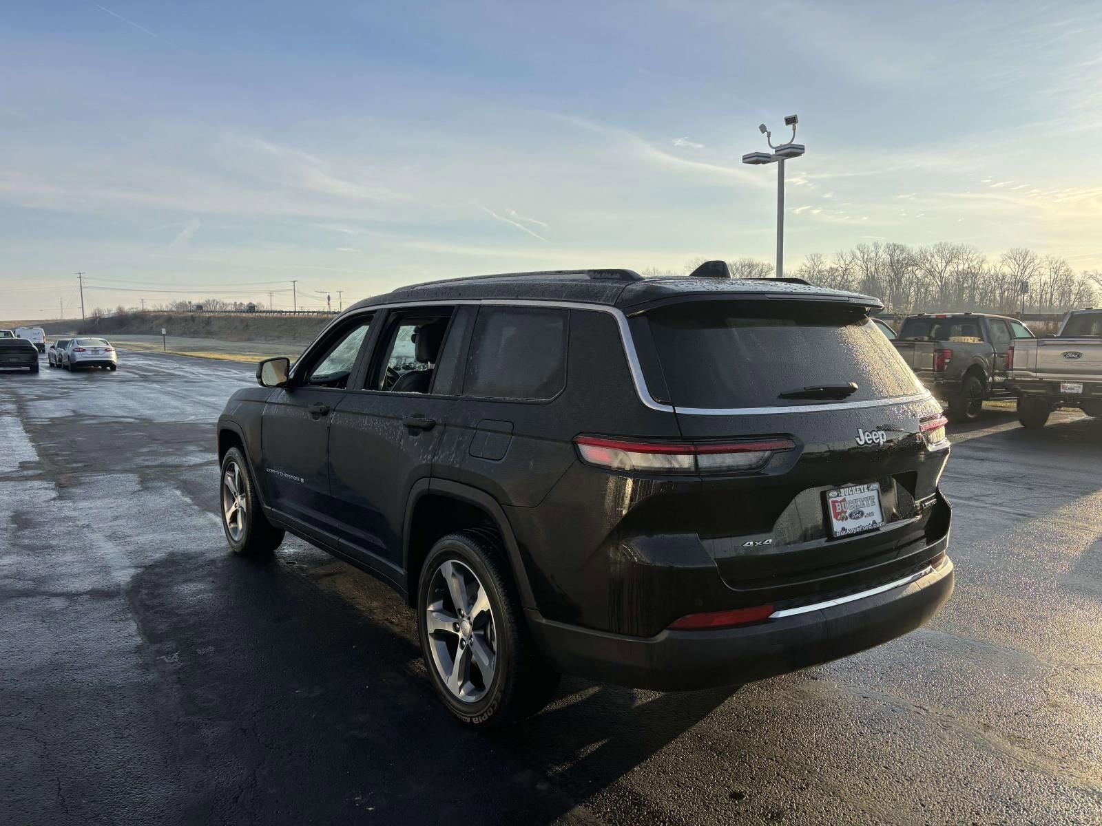 Used 2023 Jeep Grand Cherokee L Limited image 7