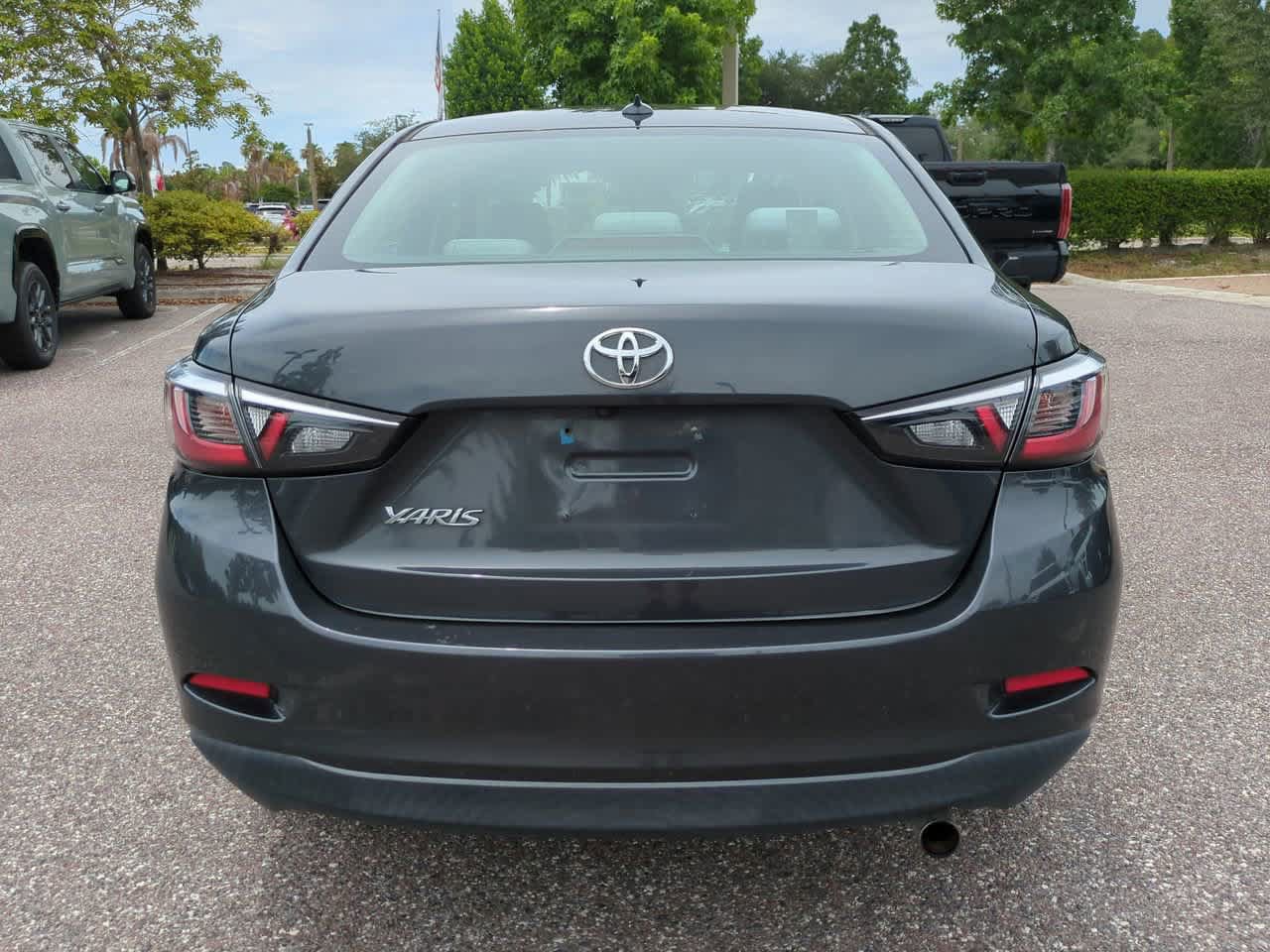 Certified 2019 Toyota Yaris L FWD image 5