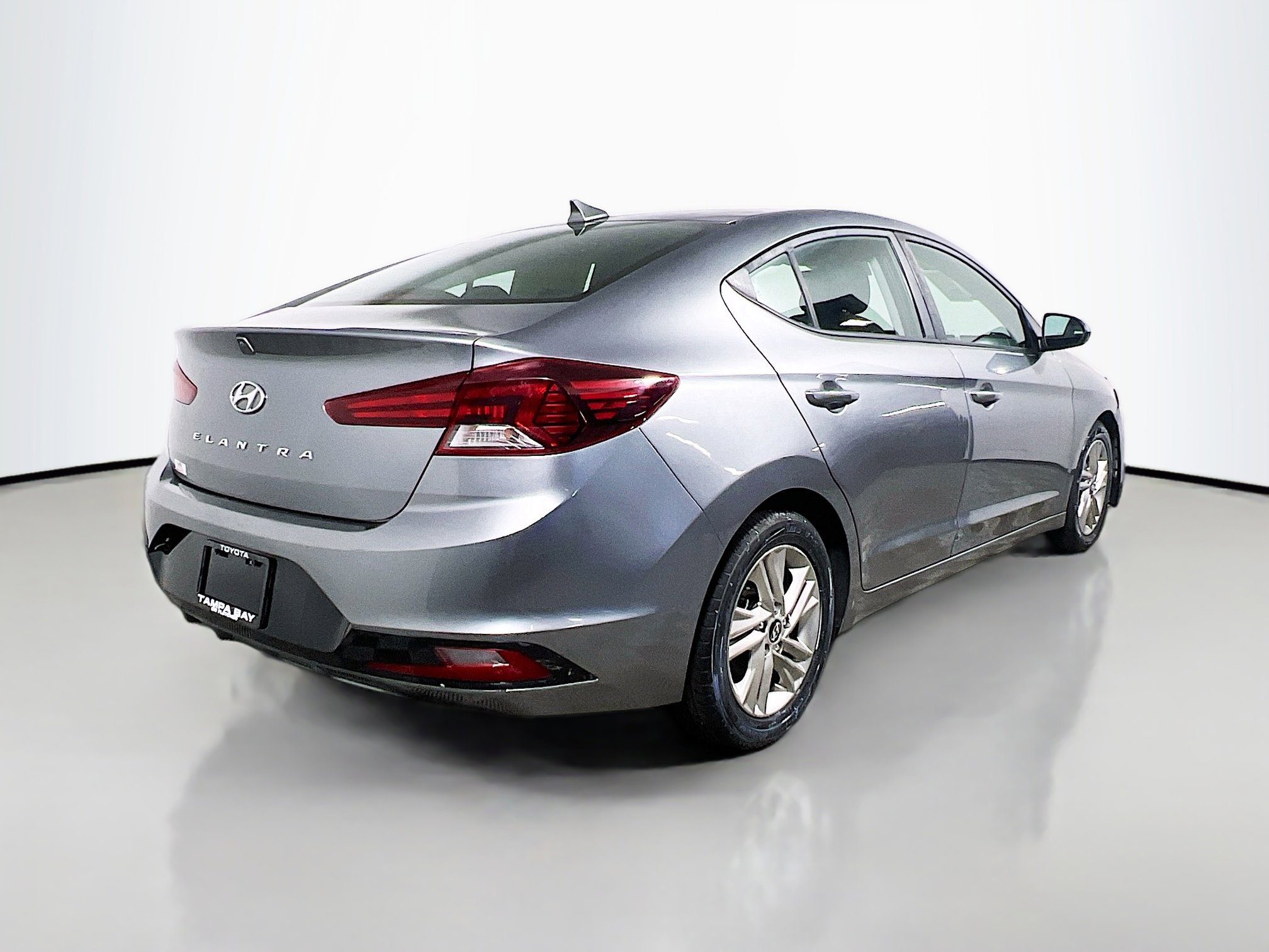 Used 2019 Hyundai Elantra SEL w/ Cargo Package image 4