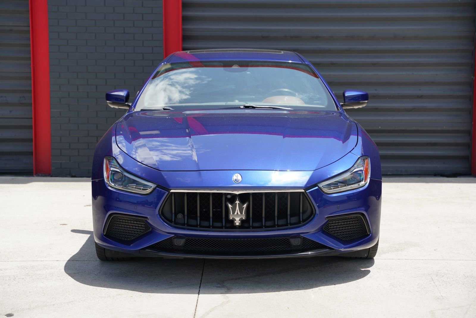 Used 2022 Maserati Ghibli Modena Q4 AWD/4WD image 2