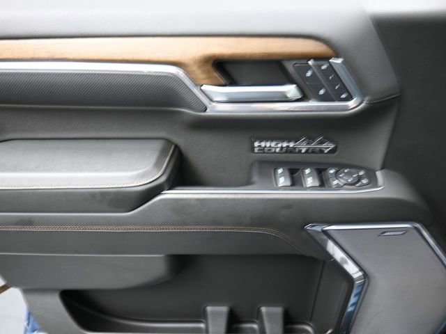 Used 2024 Chevrolet Silverado 1500 High Country w/ High Country Premium Package image 13