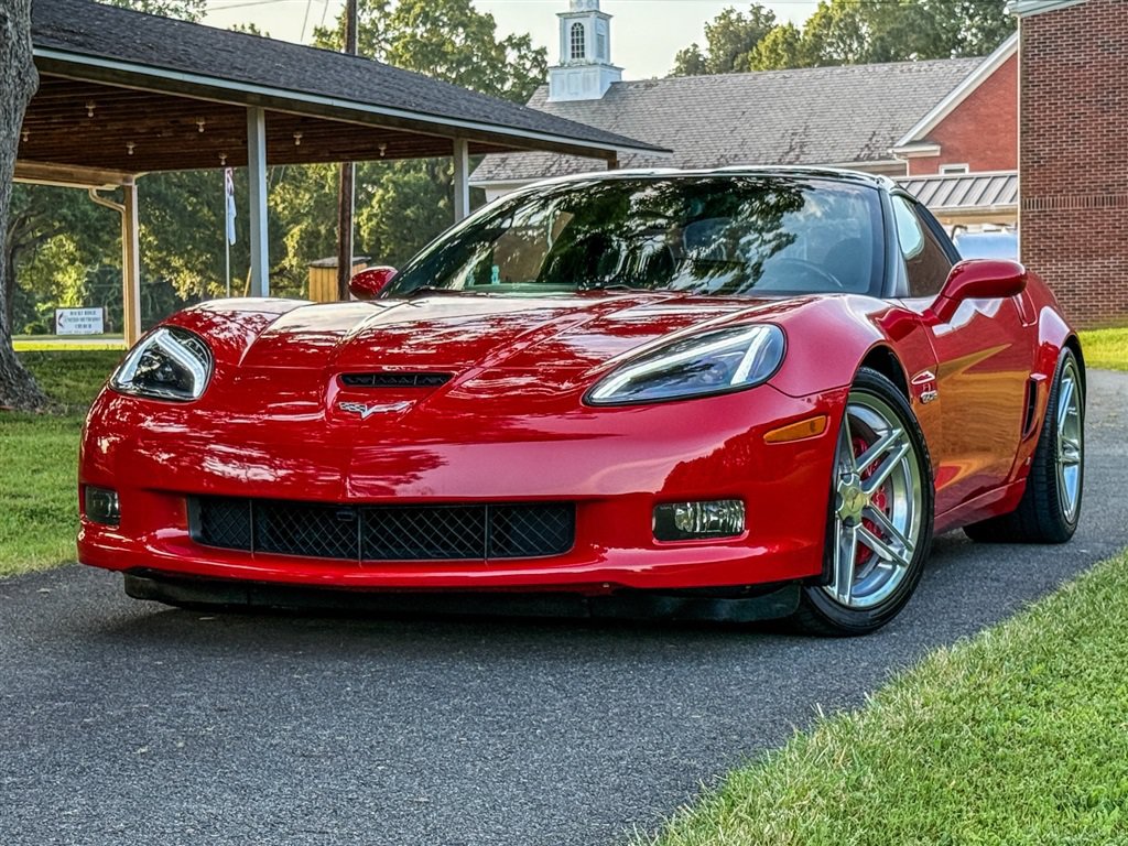 Used 2007 Chevrolet Corvette Z06 w/ Preferred Equipment Group RWD image 7