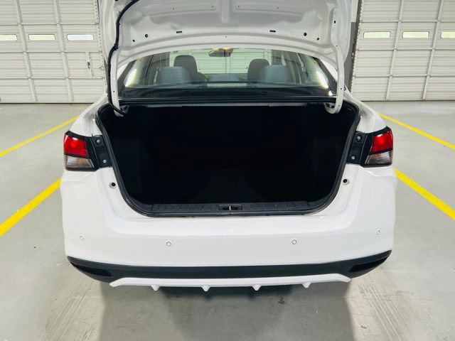 Used 2024 Nissan Versa S image 9