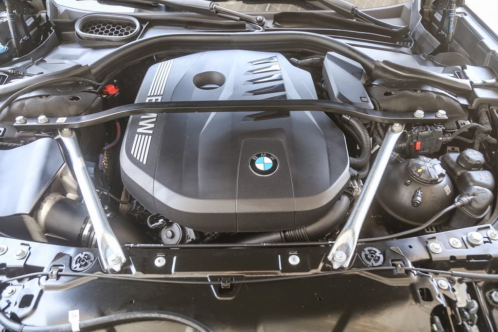 Used 2026 BMW 740i RWD image 23