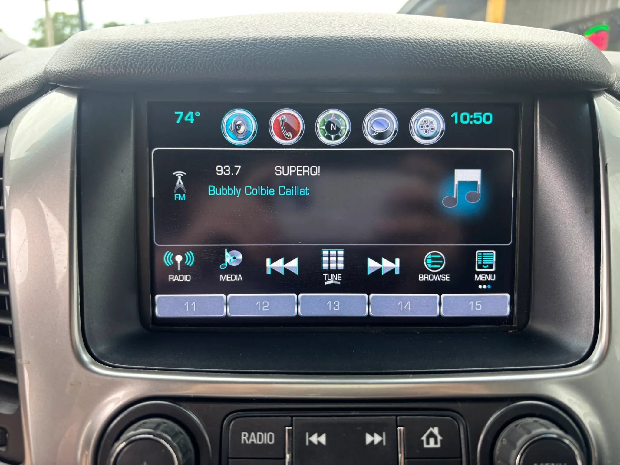 Used 2018 Chevrolet Tahoe Premier AWD/4WD image 28
