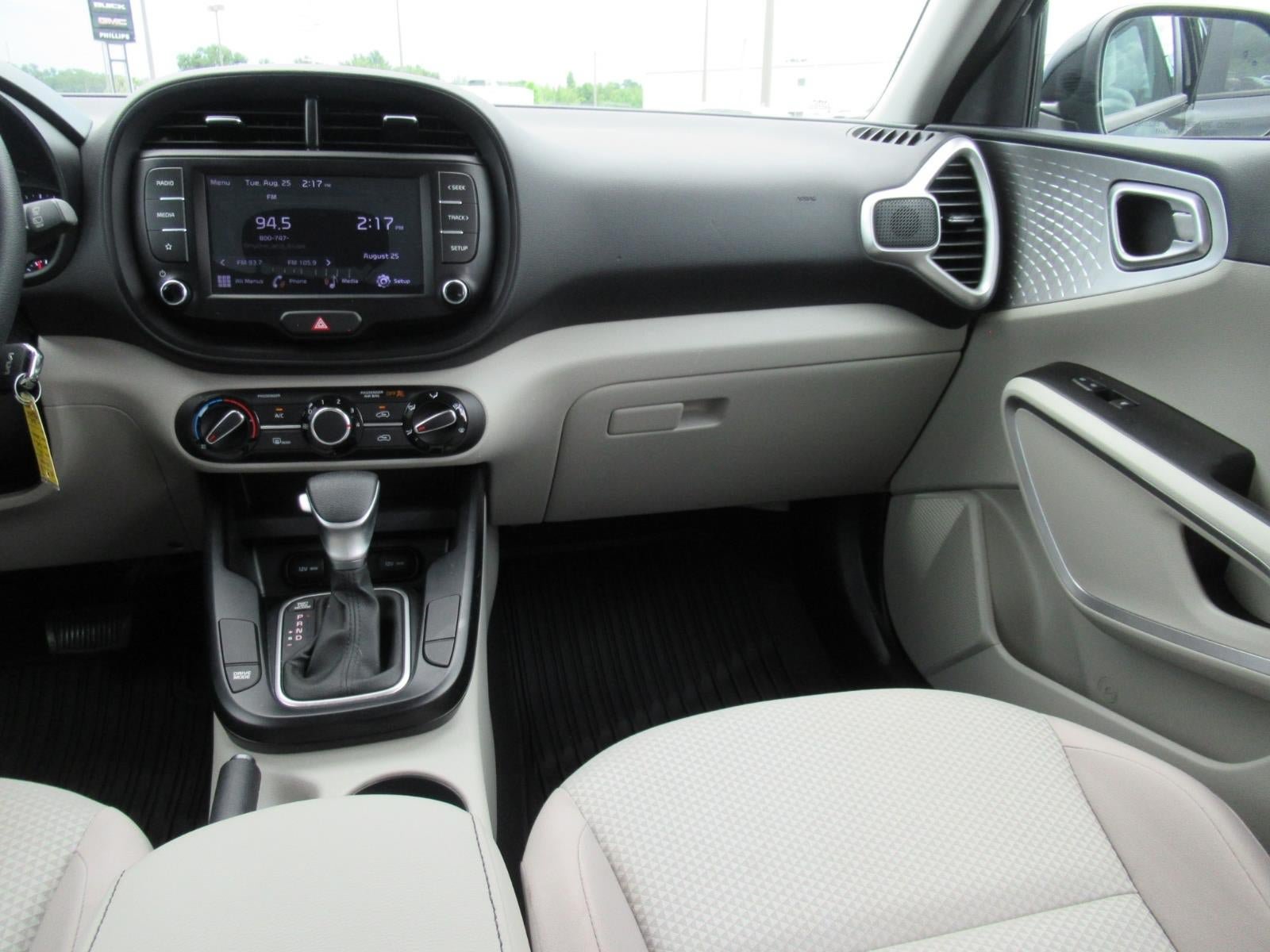 Used 2022 Kia Soul LX w/ Technology Package FWD image 14