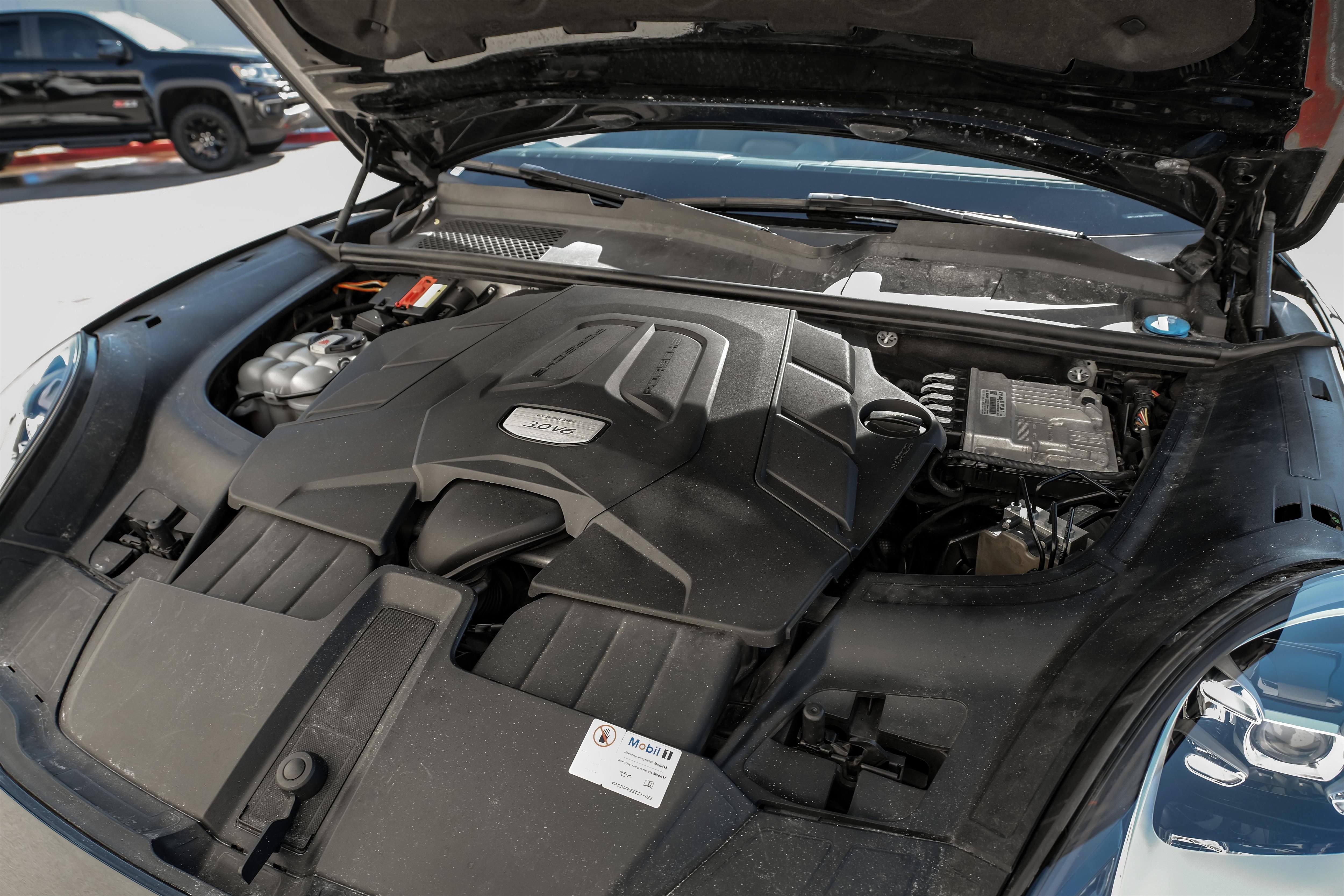 Used 2019 Porsche Cayenne AWD/4WD image 49