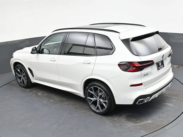 Used 2026 BMW X5 xDrive40i w/ M Sport Package AWD/4WD image 24