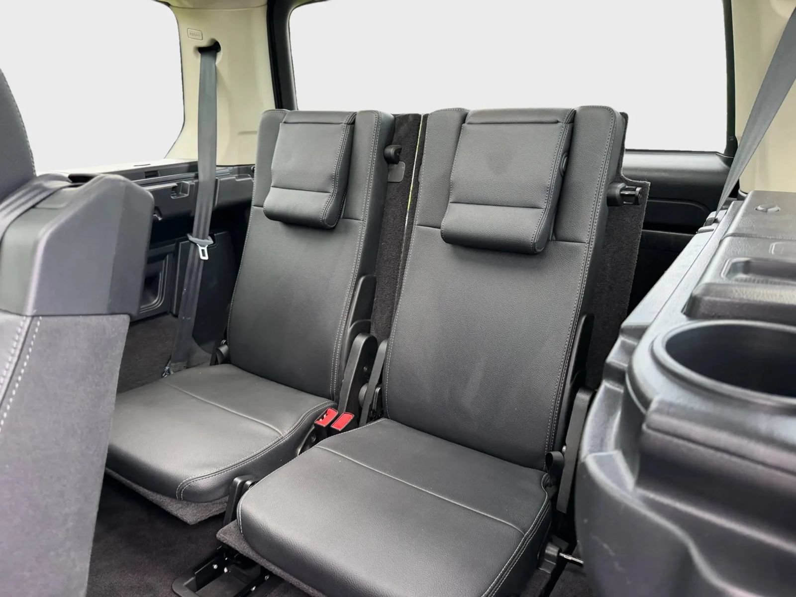 Used 2015 Land Rover LR4 HSE AWD/4WD image 37
