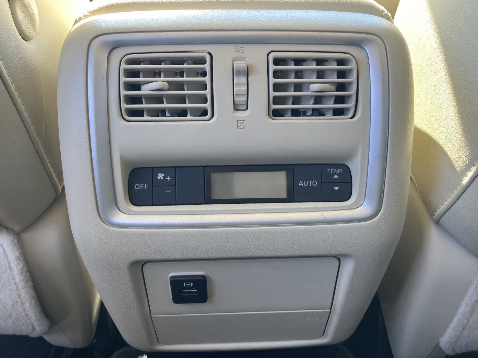 Used 2018 INFINITI QX60 Luxe image 16