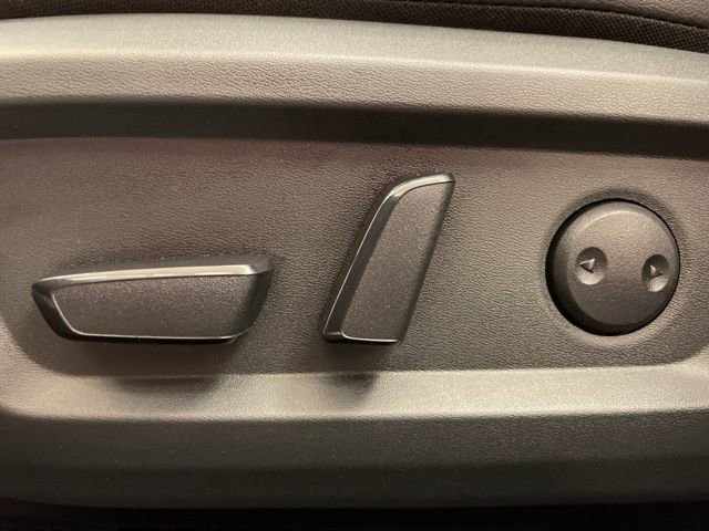 Used 2022 Nissan Rogue SL w/ SL Premium Package image 10