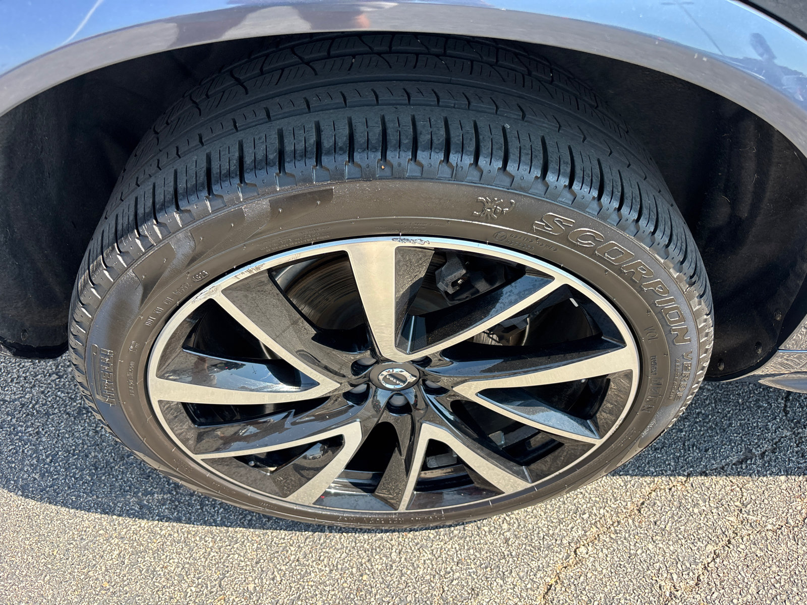 Used 2019 Volvo XC90 T6 Inscription w/ Advanced Package AWD/4WD image 10