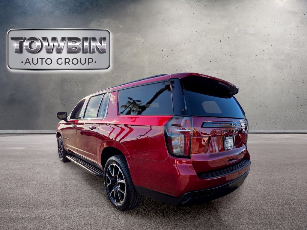 Used 2023 Chevrolet Suburban RST AWD/4WD image 6