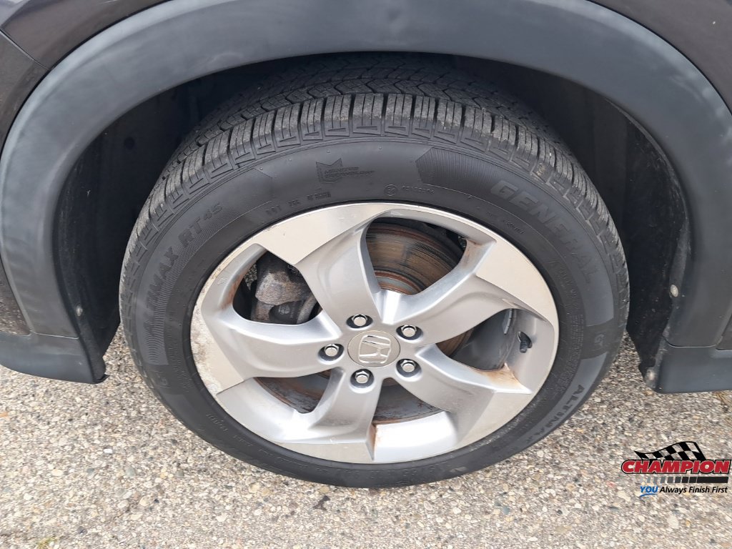 Used 2017 Honda HR-V EX image 29