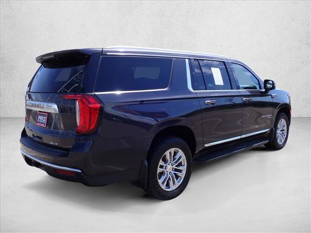 Used 2023 GMC Yukon XL SLT w/ SLT Luxury Package AWD/4WD image 4