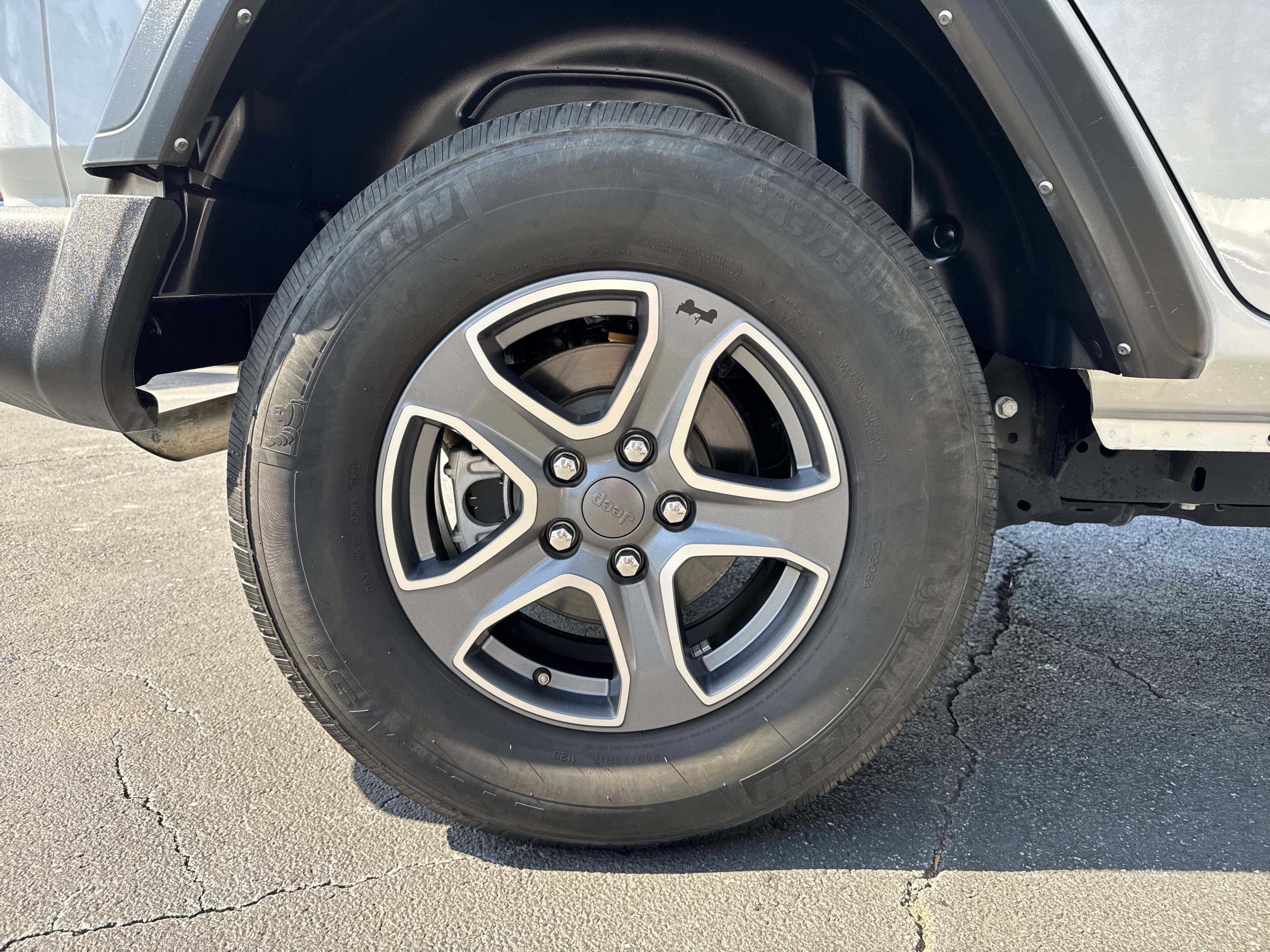 Used 2022 Jeep Wrangler Unlimited Sport AWD/4WD image 21