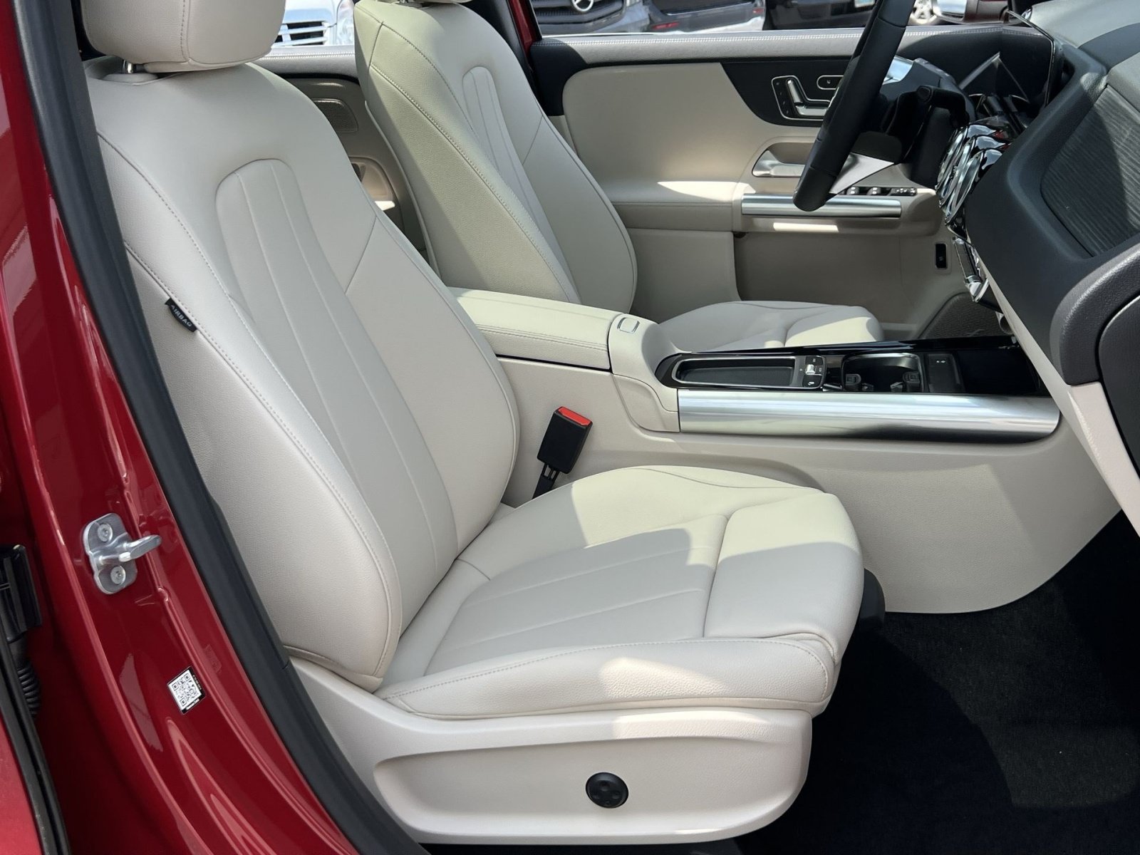 New 2026 Mercedes-Benz GLA 250 4MATIC image 33