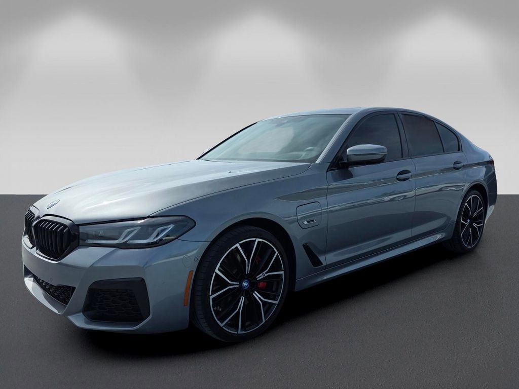 Certified 2023 BMW 530e w/ M Sport Package RWD image 8