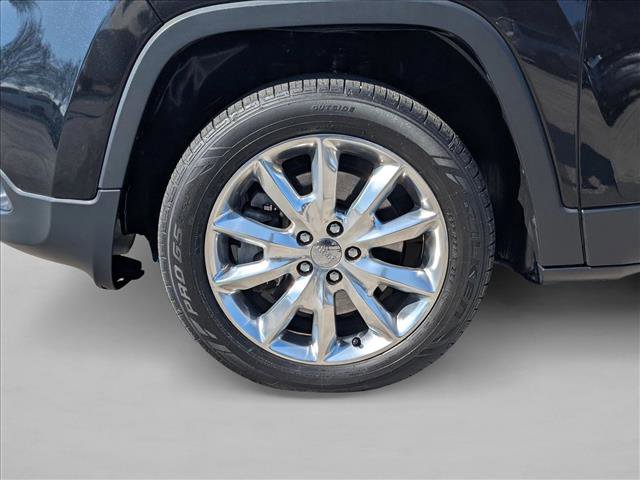 Used 2016 Jeep Cherokee Limited image 24