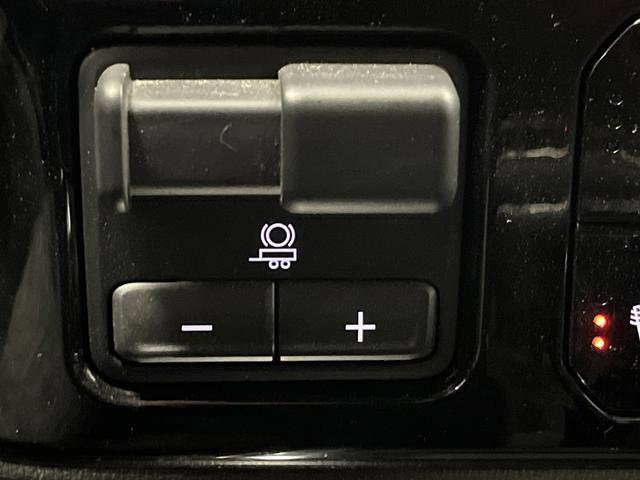 Used 2024 Chevrolet Silverado 1500 LT image 27