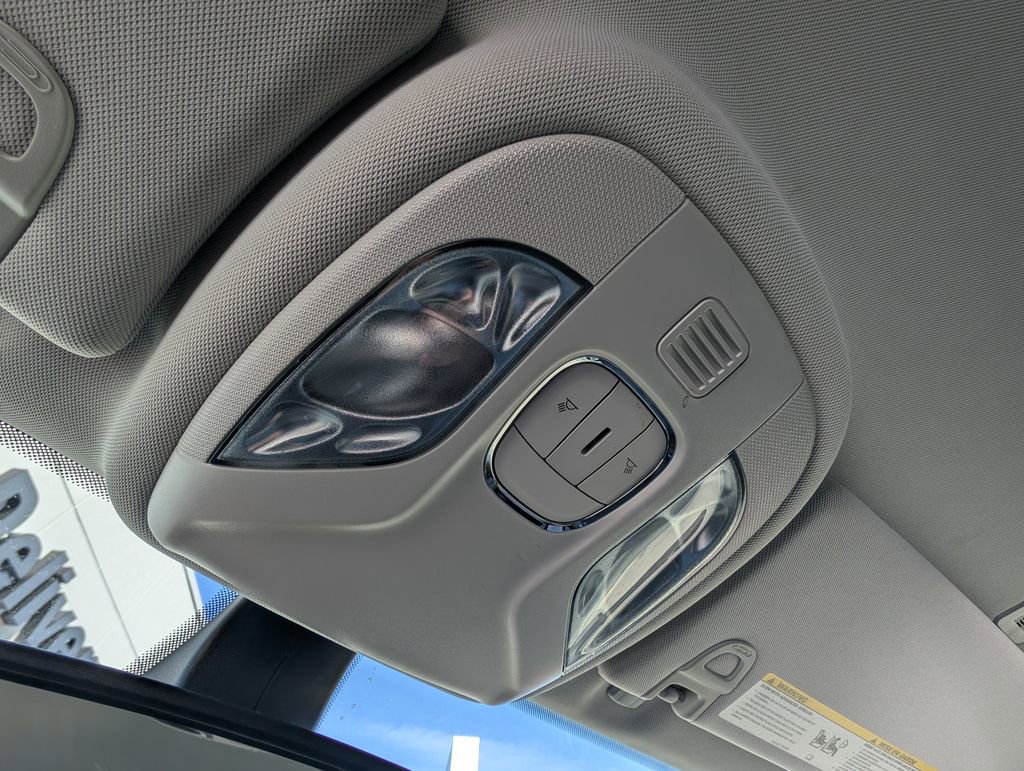 Used 2019 Jeep Compass Latitude w/ Cold Weather Group image 30