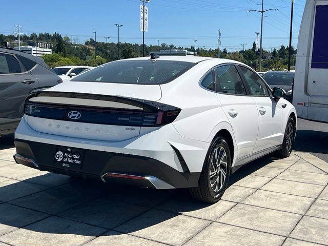 New 2026 Hyundai Sonata Blue FWD image 5